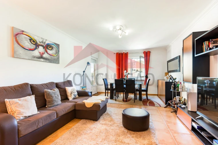Apartamento T3 para Venda em Carregado e Cadafais Foto 3