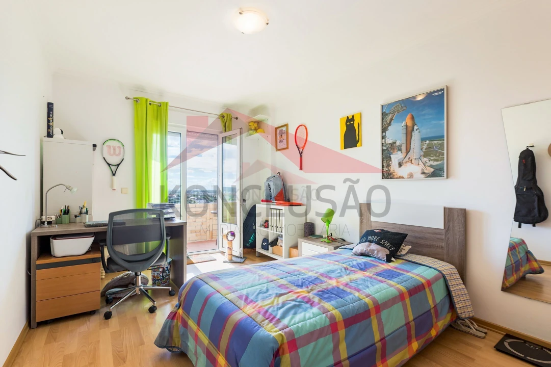 Apartamento T3 para Venda em Carregado e Cadafais Foto 19