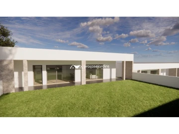 Moradia T4 para Venda em Santa Eufémia e Boa Vista