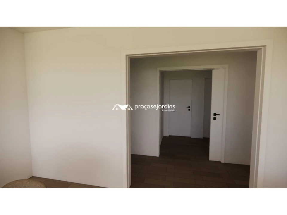 Moradia T4 para Venda em Santa Eufémia e Boa Vista Foto 7