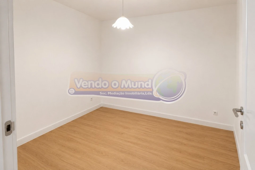 Moradia T2 para Venda em Alhandra, São João dos Montes e Calhandriz Foto 5