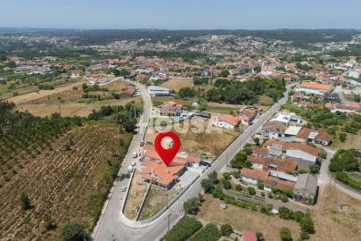 Moradia T3 para Venda em Marrazes e Barosa