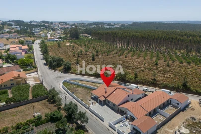 Moradia T3 para Venda em Marrazes e Barosa