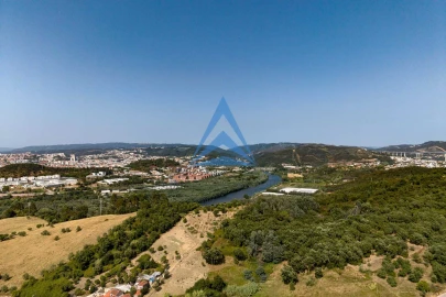 Terreno para Venda em Santa Clara e Castelo Viegas