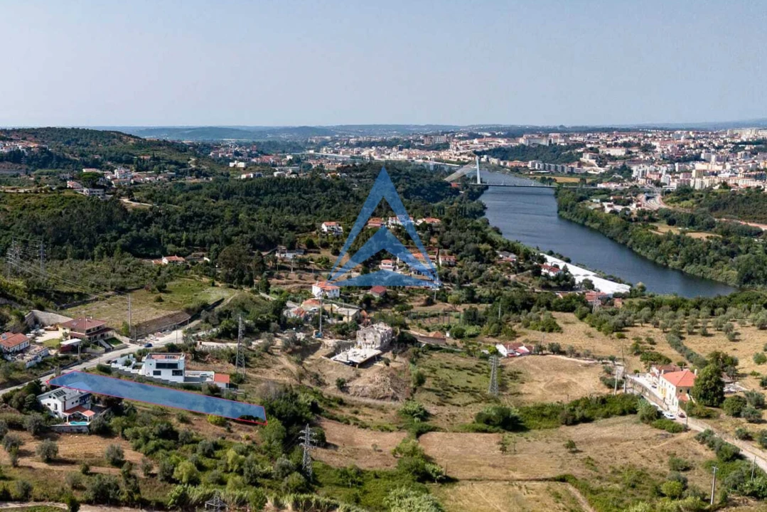 Terreno para Venda em Santa Clara e Castelo Viegas Foto 1
