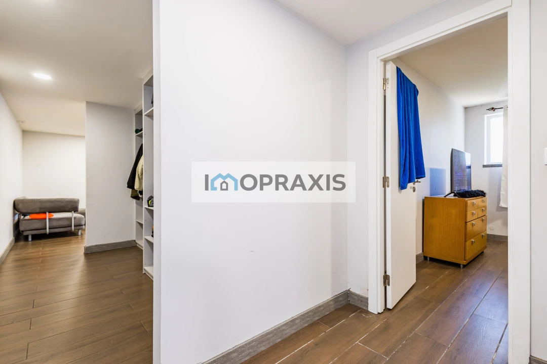 Apartamento T1 para Venda em Leiria, Pousos, Barreira e Cortes Foto 15