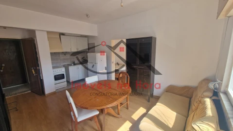 Apartamento T1 para Venda em Águas Livres