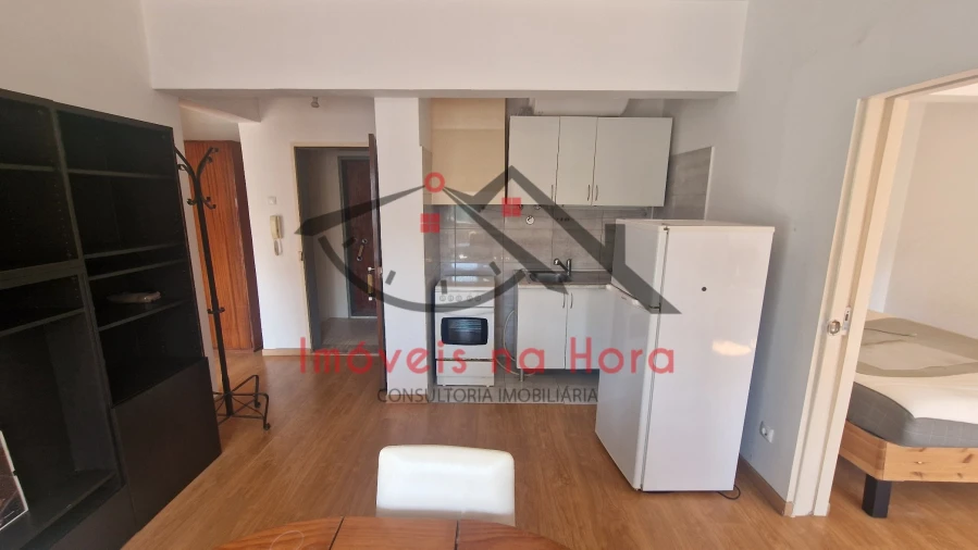 Apartamento T1 para Venda em Águas Livres Foto 5