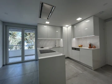 Apartamento T3 para Venda em Carcavelos e Parede