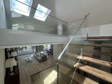 Apartamento T3 para Venda em Carcavelos e Parede