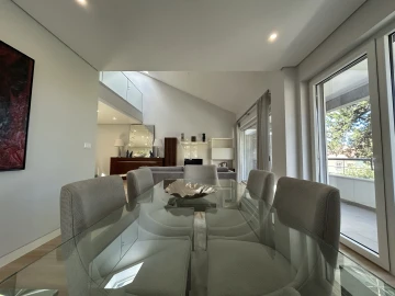 Apartamento T3 para Venda em Carcavelos e Parede