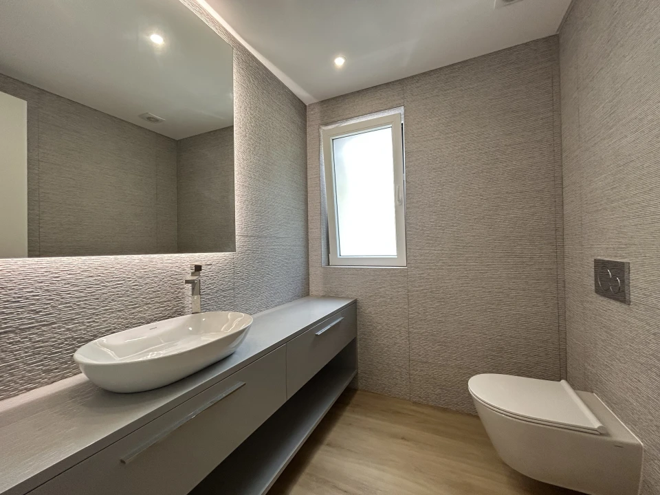 Apartamento T3 para Venda em Carcavelos e Parede Foto 8