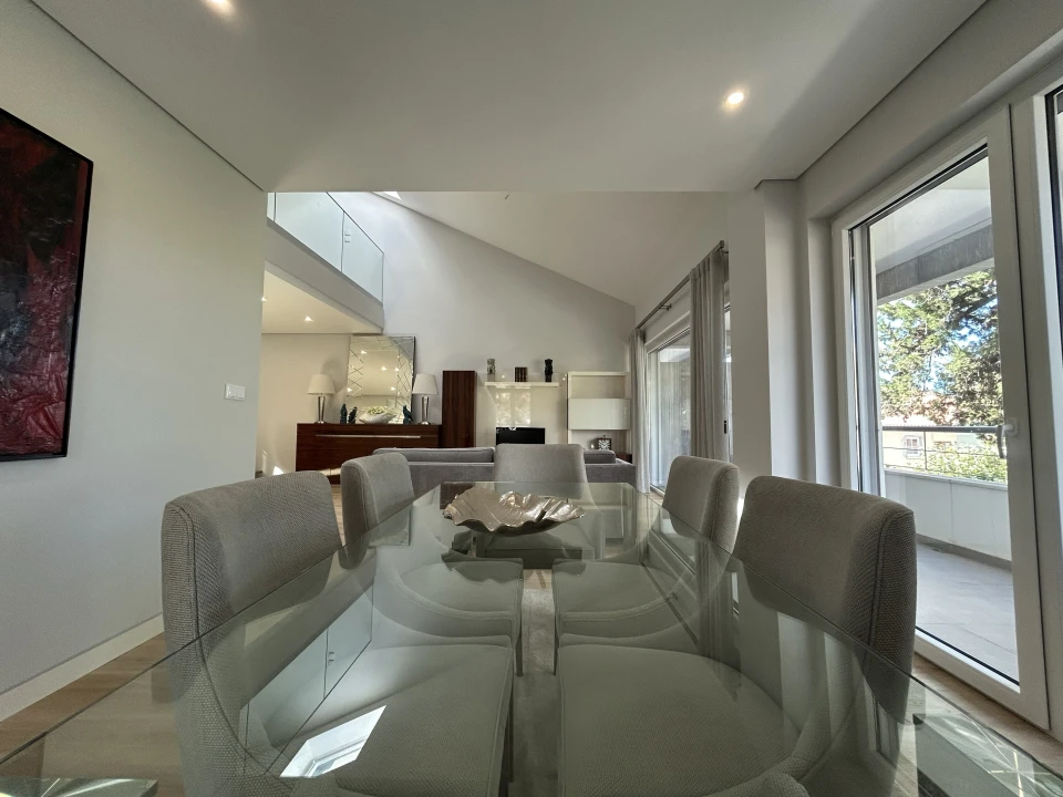 Apartamento T3 para Venda em Carcavelos e Parede Foto 5
