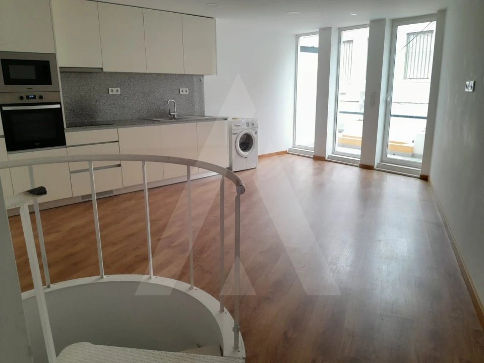 Apartamento T1 para Arrendamento em Glória e Vera Cruz Foto 1