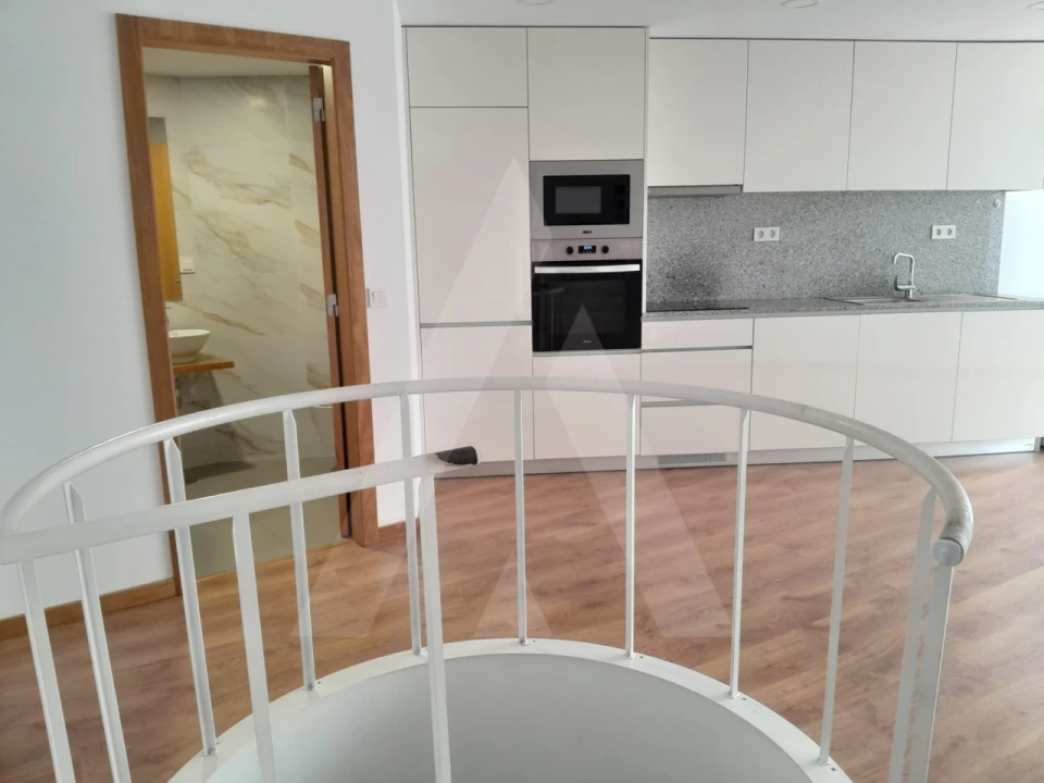 Apartamento T1 para Arrendamento em Glória e Vera Cruz Foto 4