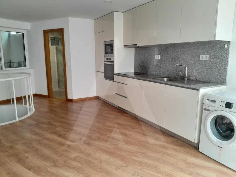 Apartamento T1 para Arrendamento em Glória e Vera Cruz Foto 6