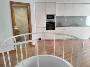 Apartamento T1 para Arrendamento em Glória e Vera Cruz
