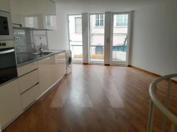Apartamento T1 para Arrendamento em Glória e Vera Cruz
