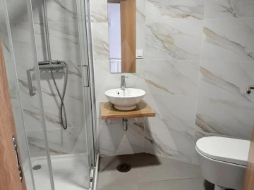 Apartamento T1 para Arrendamento em Glória e Vera Cruz