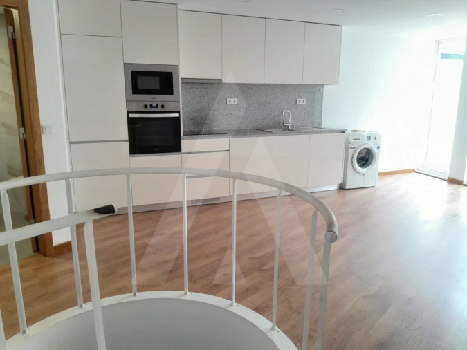 Apartamento T1 para Arrendamento em Glória e Vera Cruz Foto 2