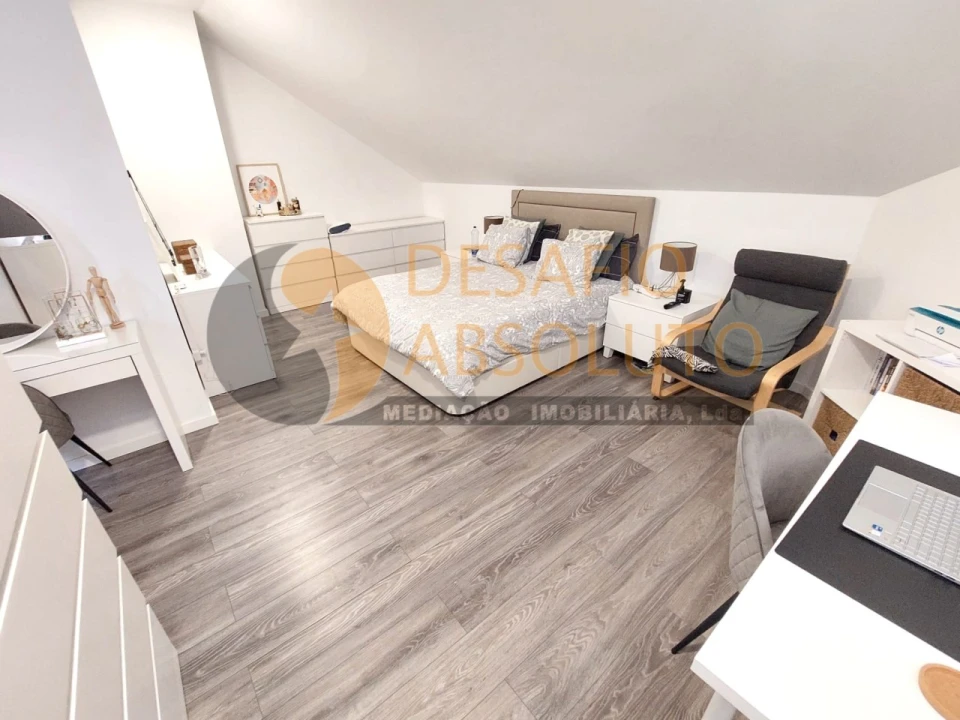 Moradia T3 para Venda em Quinta do Conde Foto 33