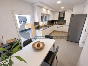 Moradia T3 para Venda em Quinta do Conde