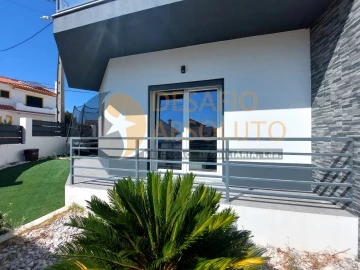 Moradia T3 para Venda em Quinta do Conde