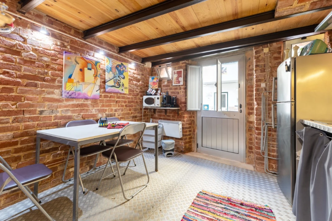 Apartamento T1 para Venda em Nazare Foto 5