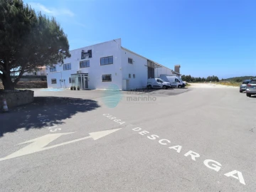 Armazém para Venda em Ericeira