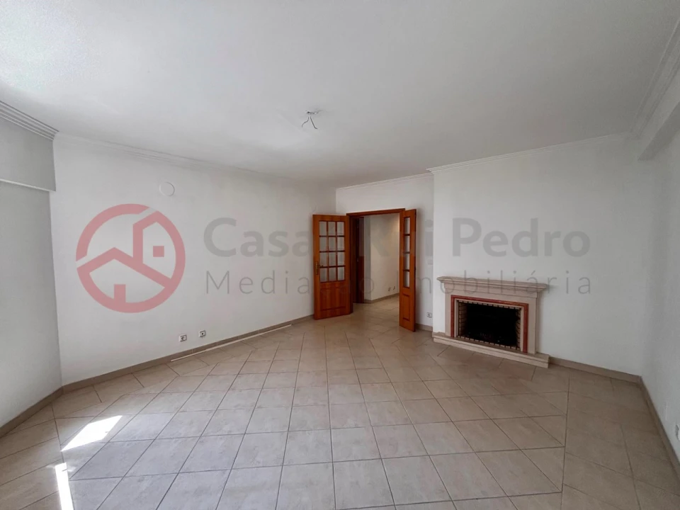 Apartamento T3 para Venda em Corroios Foto 8