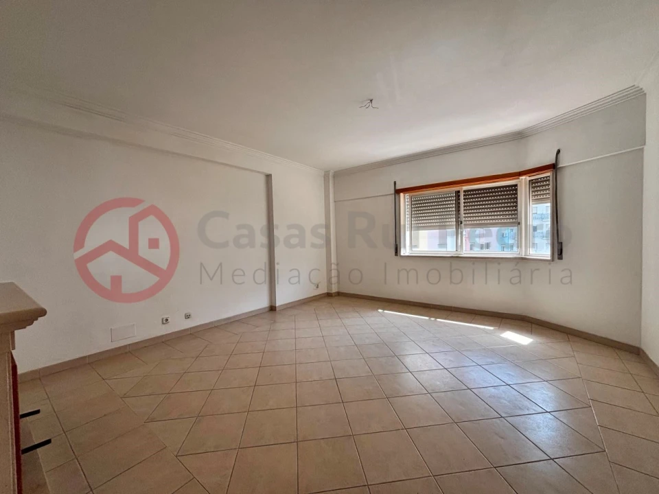 Apartamento T3 para Venda em Corroios Foto 10