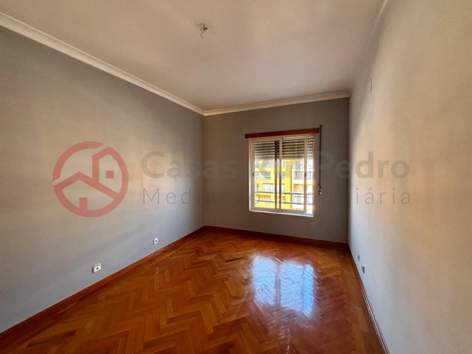 Apartamento T3 para Venda em Corroios Foto 20