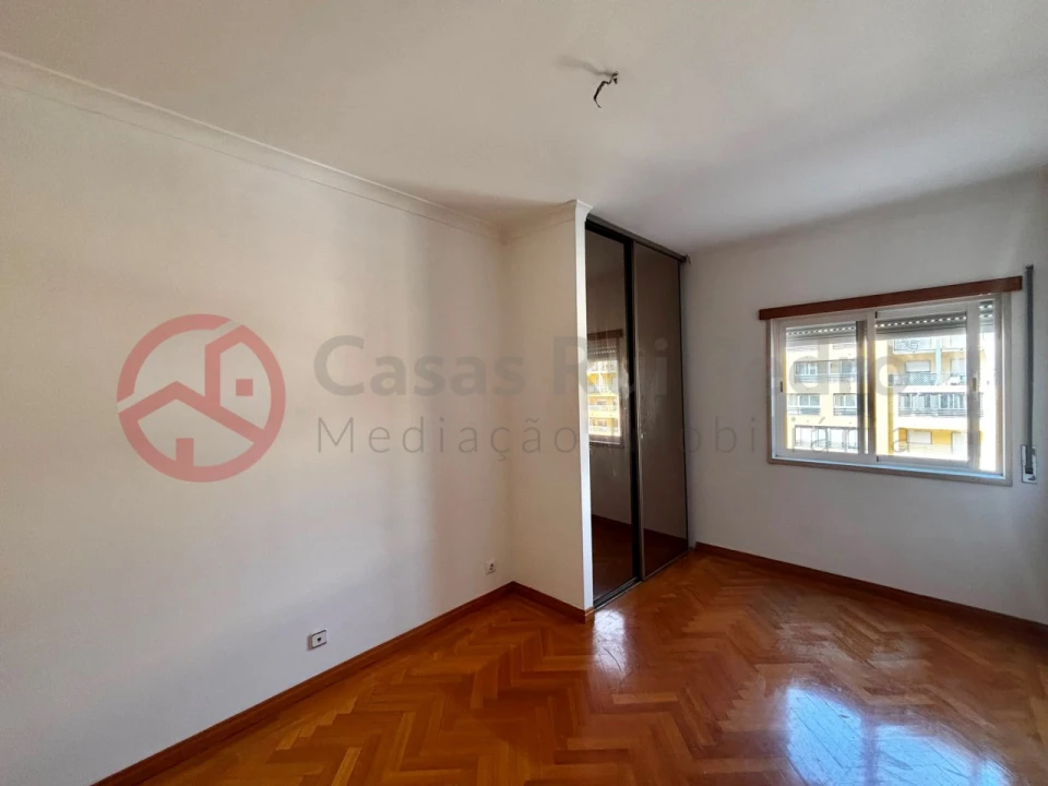 Apartamento T3 para Venda em Corroios Foto 25