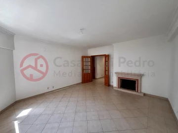 Apartamento T3 para Venda em Corroios