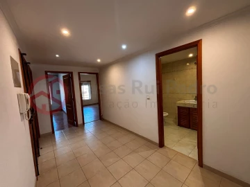 Apartamento T3 para Venda em Corroios