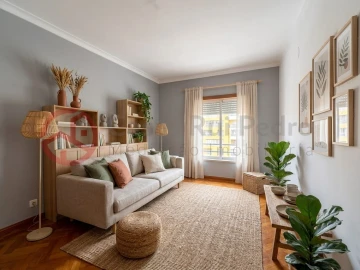 Apartamento T3 para Venda em Corroios