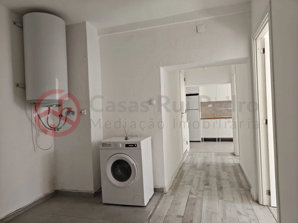 Loja para Venda em Setubal (São Sebastião) Foto 6