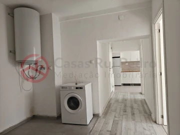 Loja para Venda em Setubal (São Sebastião)