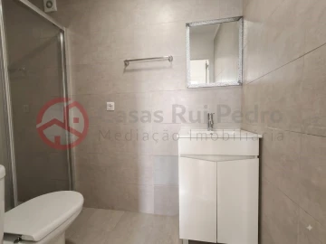 Loja para Venda em Setubal (São Sebastião)