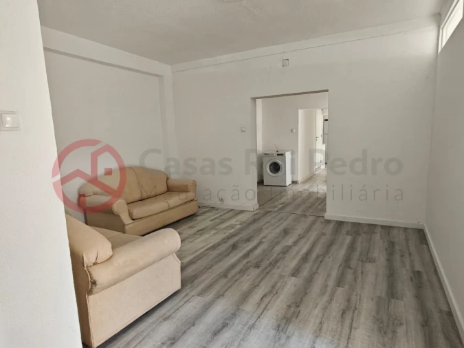 Loja para Venda em Setubal (São Sebastião) Foto 9