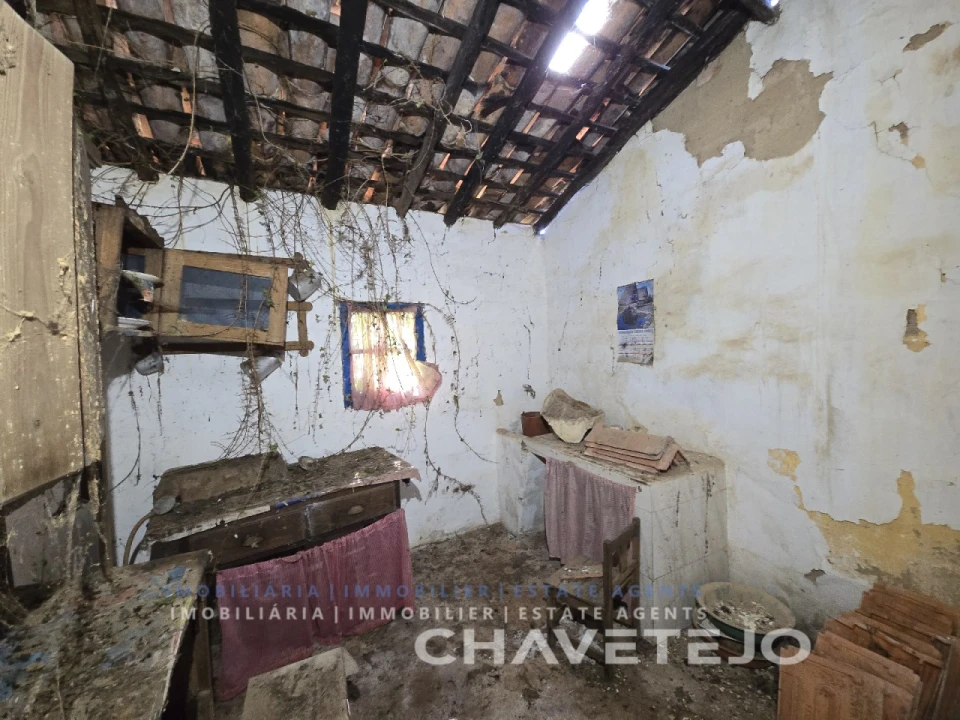 Moradia para Venda em Areias e Pias Foto 12