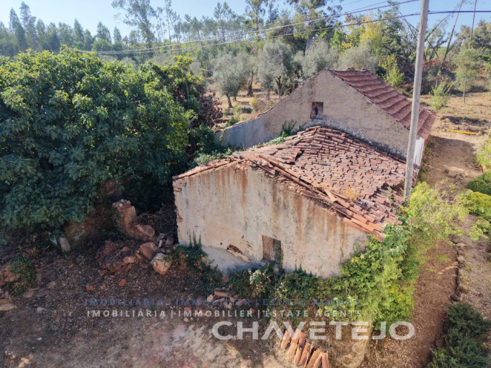 Moradia para Venda em Areias e Pias Foto 19