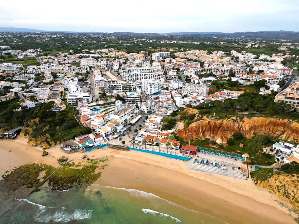 Apartamento T1 para Venda em Albufeira e Olhos de Água Foto 17