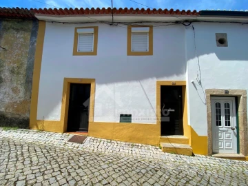 Moradia T3 para Venda em Figueiró dos Vinhos e Bairradas