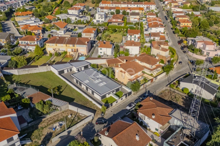 Moradia T3 para Venda em Merelim (São Pedro) e Frossos Foto 35