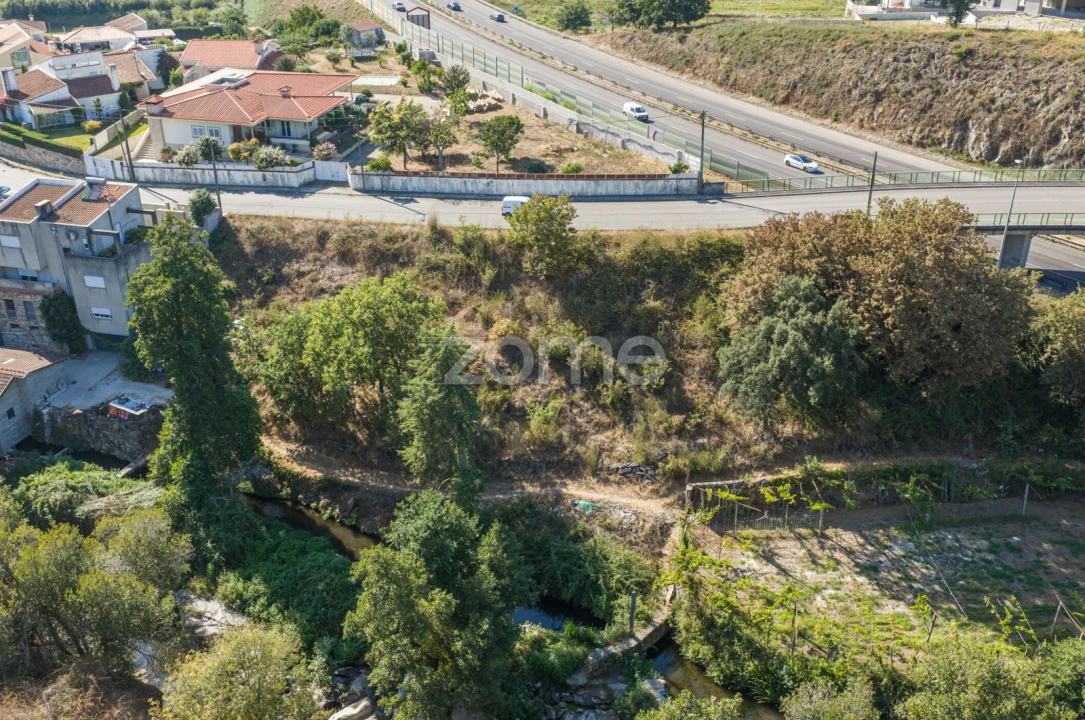 Terreno para Venda em Paredes Foto 13
