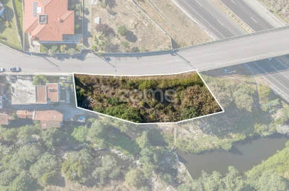 Terreno para Venda em Paredes