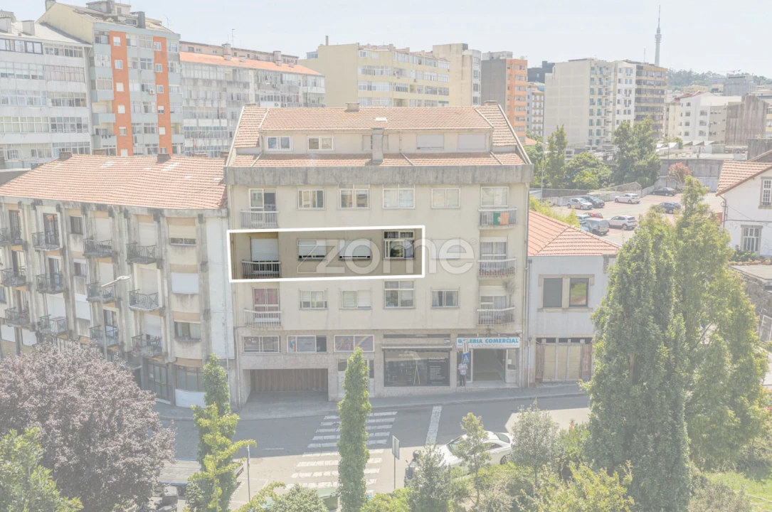 Apartamento T3 para Venda em Mafamude e Vilar do Paraíso Foto 24