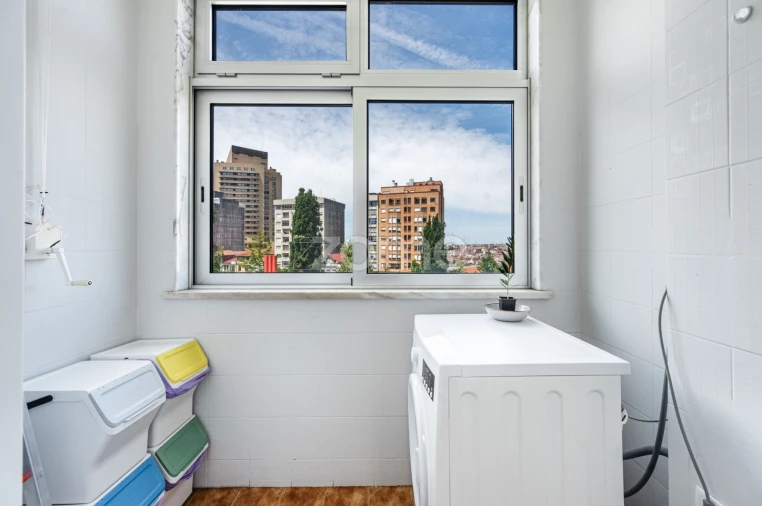 Apartamento T3 para Venda em Mafamude e Vilar do Paraíso Foto 13