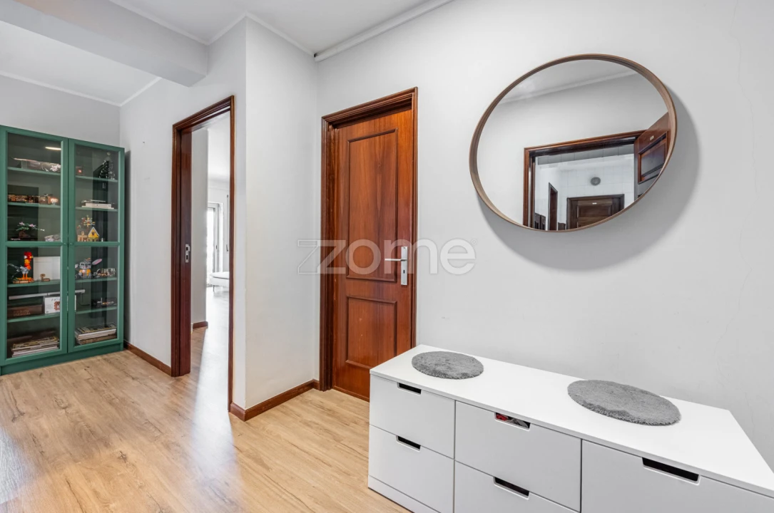 Apartamento T3 para Venda em Mafamude e Vilar do Paraíso Foto 5